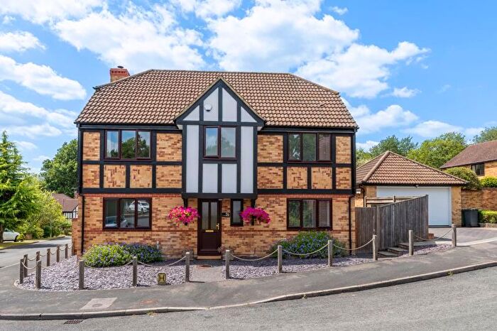 5 Bedroom Detached House For Sale In Elm Way, Heathfield, TN21