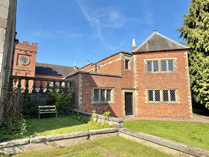 2 Bedroom Cottage To Rent In Church Broughton, DE65