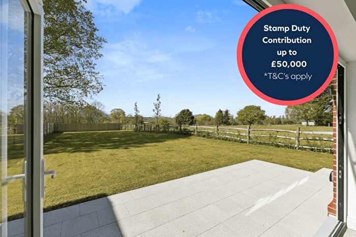 5 Bedroom Detached House For Sale In Greenacres Park, Storrington, RH20