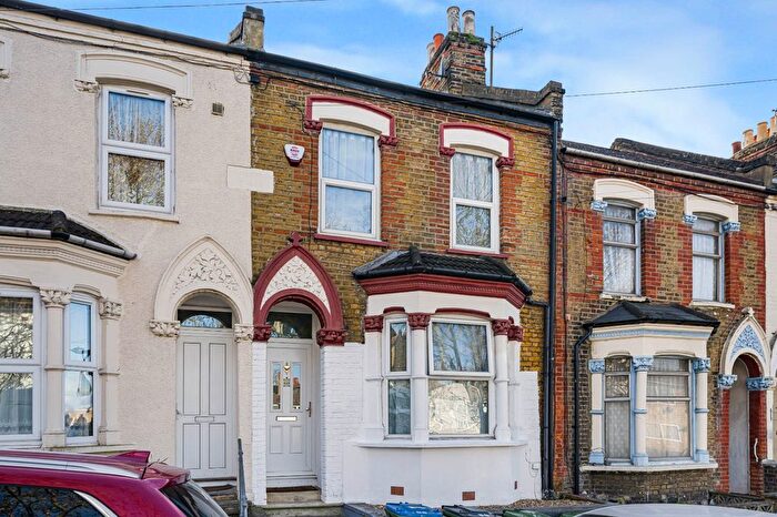 3 Bedroom Terraced House For Sale In Riverdale Road, Plumstead, London, SE18