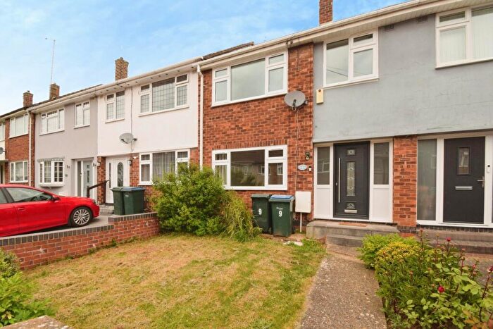 3 Bedroom Terraced House For Sale In Charlecote Road, Whitmore Park, Coventry, CV6