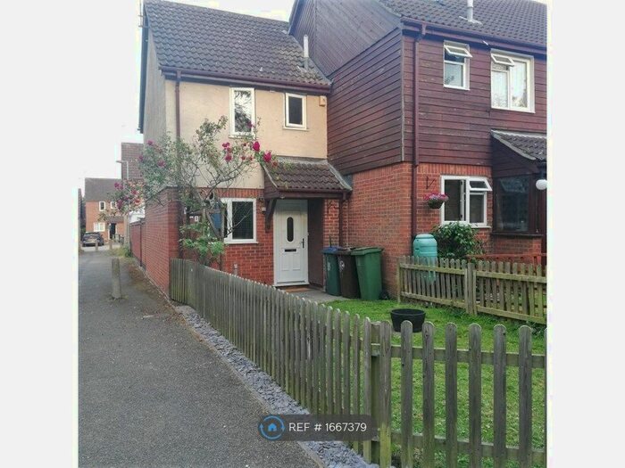 1 Bedroom End Of Terrace House To Rent In Magpie Way, Winslow, MK18