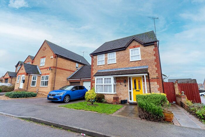 3 Bedroom Link Detached House For Sale In Tyler Way, Thrapston, NN14