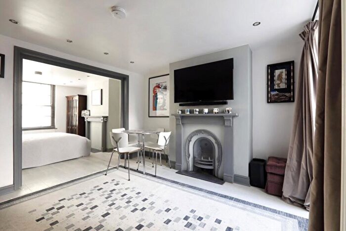 1 Bedroom Terraced House To Rent In Lower Market Street, Hove, East Sussex, BN3