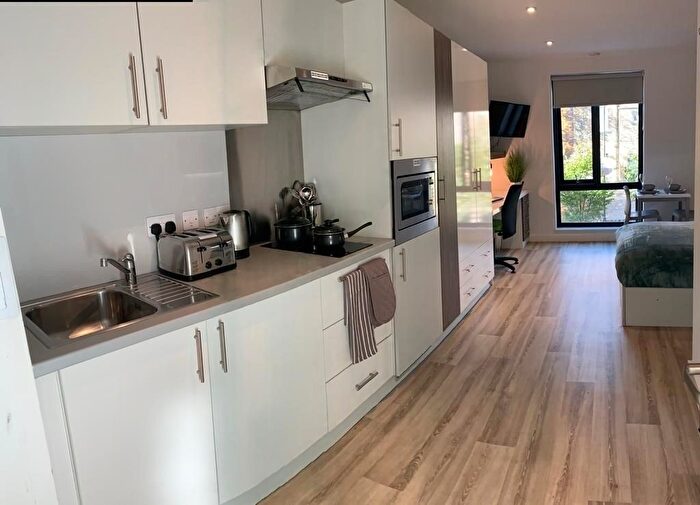 Studio To Rent In Blandford Square, Newcastle Upon Tyne, NE1