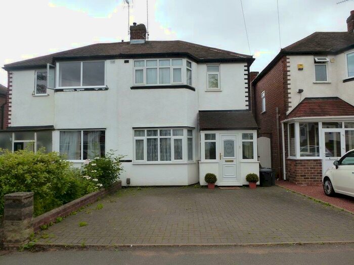 2 Bedroom House To Rent In Lower White Road, Quinton, Birmingham, B32