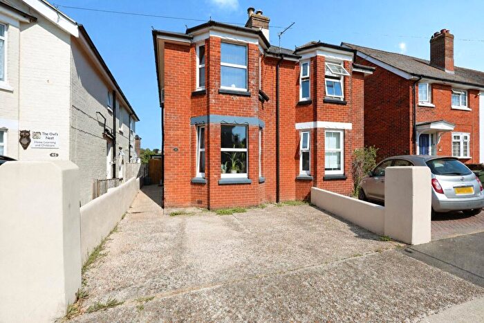 3 Bedroom Semi-Detached House For Sale In Alfred Road, Sandown, Isle Of Wight, PO36