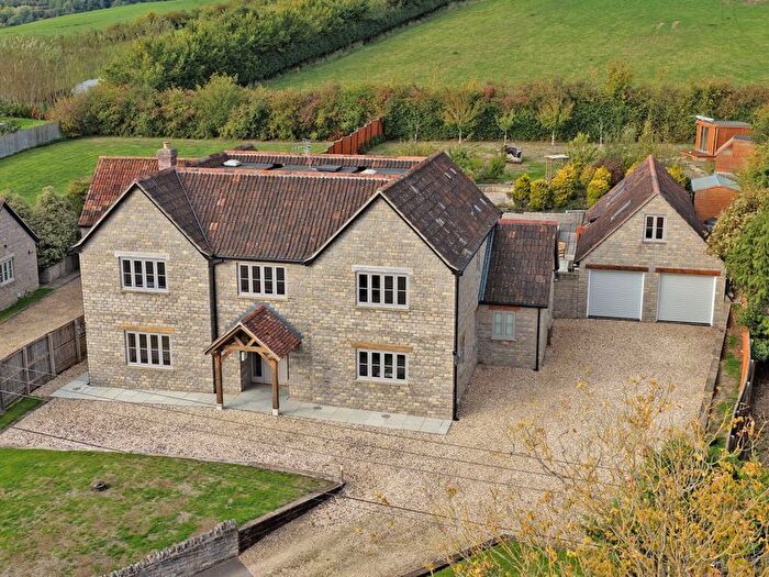 5 Bedroom Detached House For Sale In Littleton, Somerton, TA11