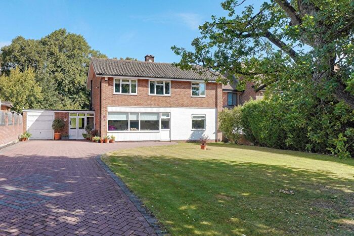 4 Bedroom Detached House For Sale In Hintlesham Avenue, Edgbaston, B15