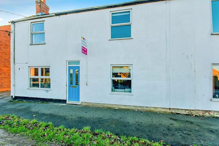 2 Bedroom Terraced House For Sale In High Street, Walcott, Lincoln, LN4
