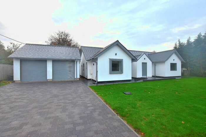4 Bedroom Detached Bungalow To Rent In Bran End, Stebbing, Dunmow, CM6