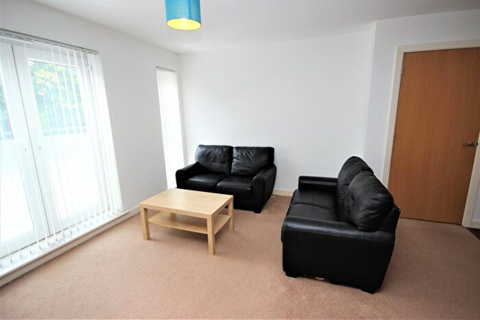 2 Bedroom Apartment To Rent In Derwent Street Salford, M5