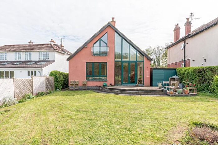 4 Bedroom Detached House To Rent In Canford Lane - Westbury On Trym, BS9
