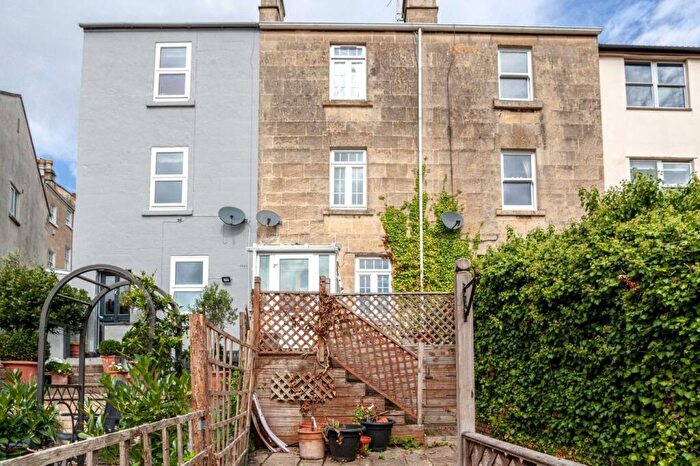 3 Bedroom Terraced House To Rent In Chilton Road, Bath, Somerset, BA1