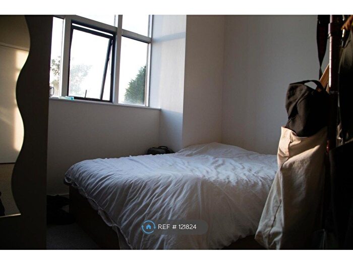 1 Bedroom Flat To Rent In Victoria Mill, Stockport, SK5