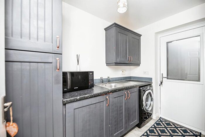 5 Bedroom Detached House For Sale In Lee View, Whitley, Goole, DN14
