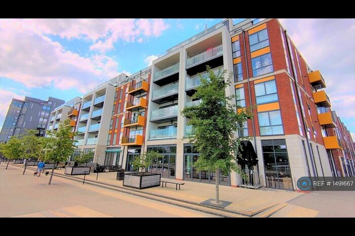 2 Bedroom Flat To Rent In Riverside Square, Bedford, MK40