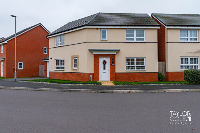 3 Bedroom Detached House For Sale In Austen Drive, Tamworth, B78