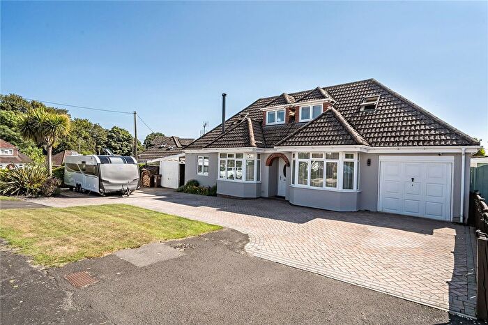 4 Bedroom Country House For Sale In Upton Crescent, Nursling, Southampton, Hampshire, SO16