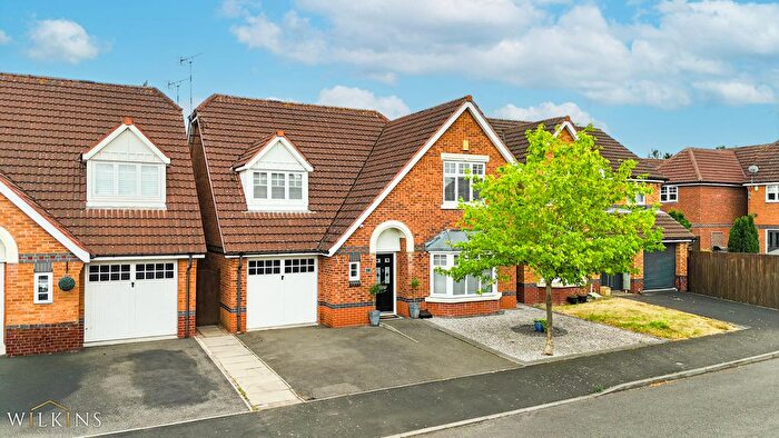 4 Bedroom Detached House For Sale In Ascot Drive, Dosthill, Tamworth, Warwickshire, B77