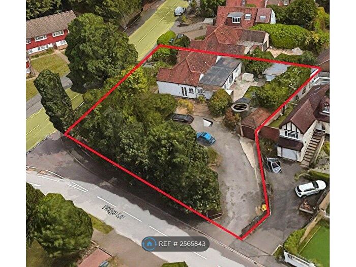 4 Bedroom Bungalow To Rent In Ridge Lane, Watford, WD17