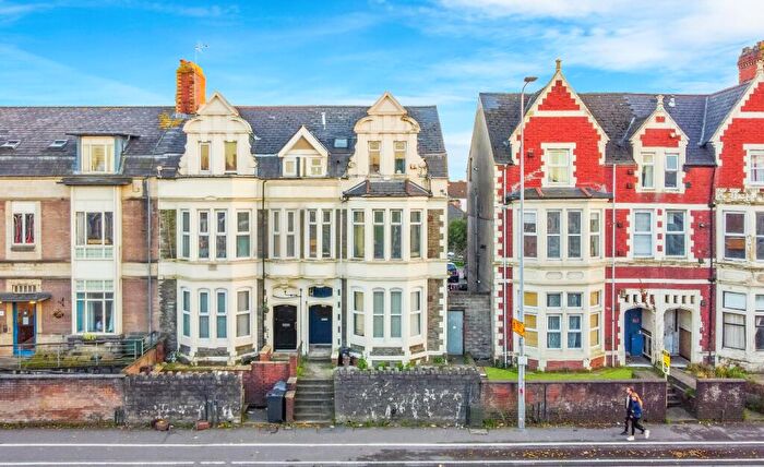 2 Bedroom Flat To Rent In Newport Road, Cardiff, CF24