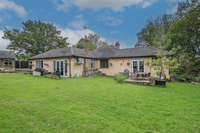 3 Bedroom Detached Bungalow For Sale In Chivers Road, Stondon Massey, Brentwood, CM15