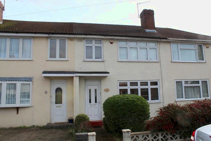 3 Bedroom Terraced House To Rent In Lancaster Drive, Elm Park, Essex, RM12