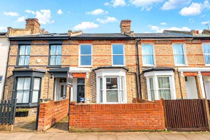 3 Bedroom Terraced House For Sale In Chesterfield Grove, London, SE22