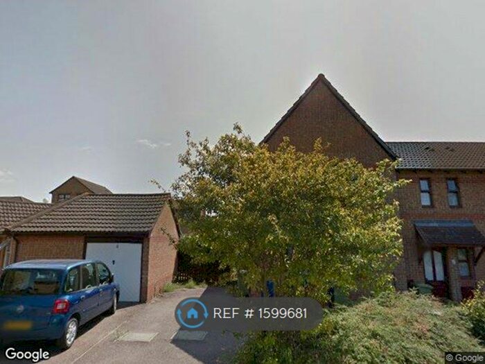 3 Bedroom End Of Terrace House To Rent In Wynyard Court, Oldbrook, Milton Keynes, MK6