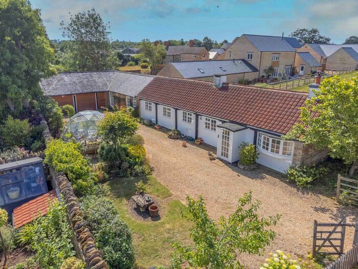 3 Bedroom Barn Conversion For Sale In Back Lane, Morcott, LE15