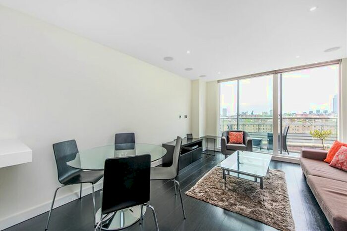 1 Bedroom Flat To Rent In Caro Point, Grosvenor Waterside, Gatliff Road, London, SW1W