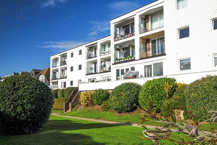 2 Bedroom Apartment To Rent In Seabrink, Grand Parade, Leigh On Sea, SS9