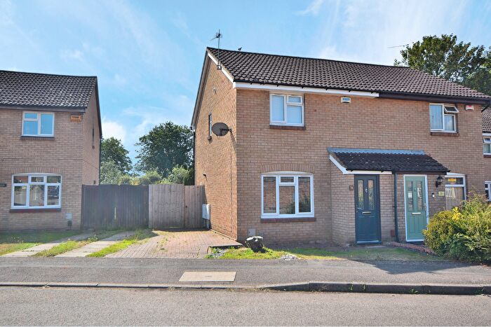 3 Bedroom Semi-Detached House To Rent In Beaumont Drive, Northampton, NN3