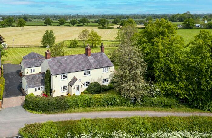 4 Bedroom Detached House For Sale In Walnut Tree Lane, Bradwall, Sandbach, Cheshire, CW11