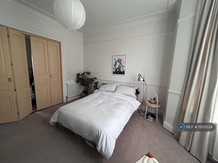 1 Bedroom Flat To Rent In Kitto Road, London, SE14