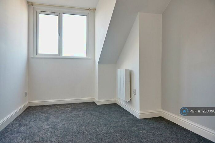 1 Bedroom Flat To Rent In Garforth, Leeds, LS25