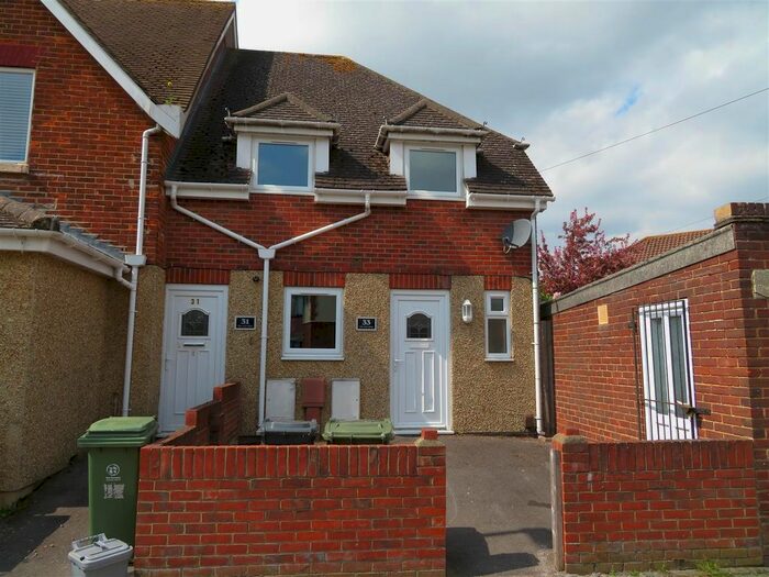 2 Bedroom Property To Rent In The Old Road, Cosham, Portsmouth, PO6