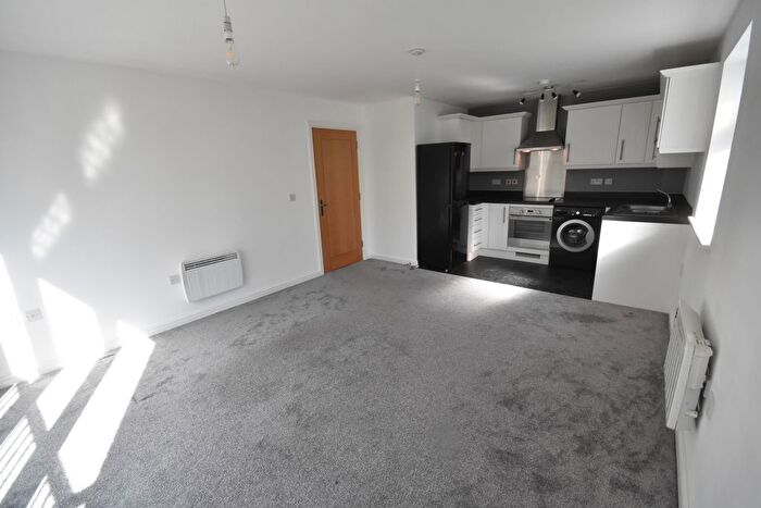 1 Bedroom Flat To Rent In Wyncliffe Gardens, Pentwyn, CF23