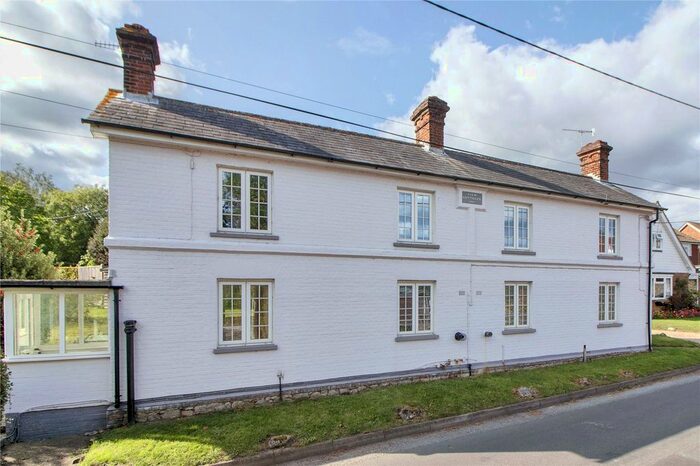 4 Bedroom Cottage For Sale In View Cottages, Long Mill Lane, Dunks Green, Tonbridge, TN11