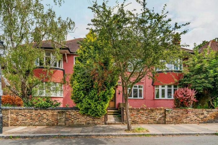 2 Bedroom Flat To Rent In Bramshill Gardens, Gospel Oak, NW5