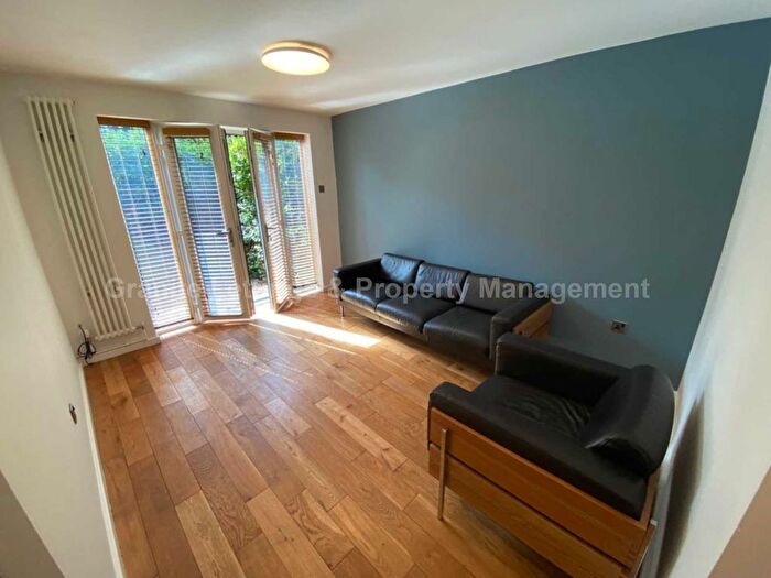 1 Bedroom Flat To Rent In Len Cox Walk, Northern Quarter, Manchester, M4