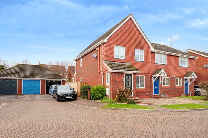 2 Bedroom Terraced House To Rent In Fairbairn Walk, Knightwood Park, Chandler's Ford, SO53