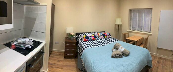 1 Bedroom Property To Rent In Chatsworth Road, London, NW2