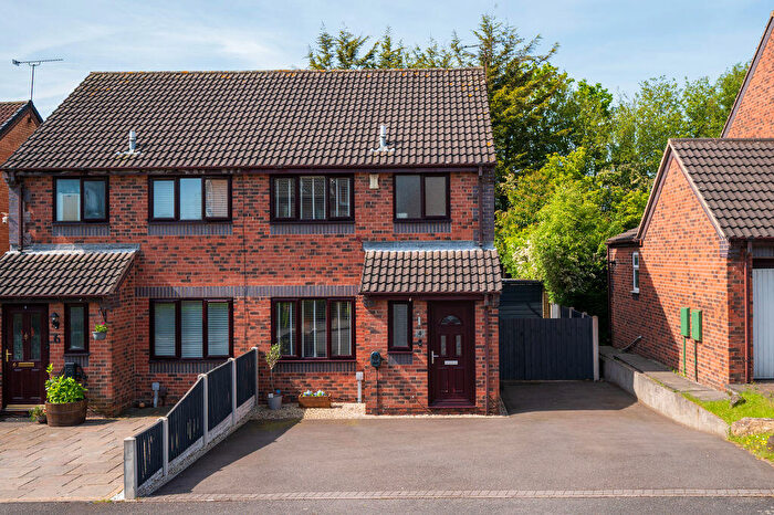 3 Bedroom Semi-Detached House For Sale In Brackens Lane, Barlborough, Chesterfield, S43