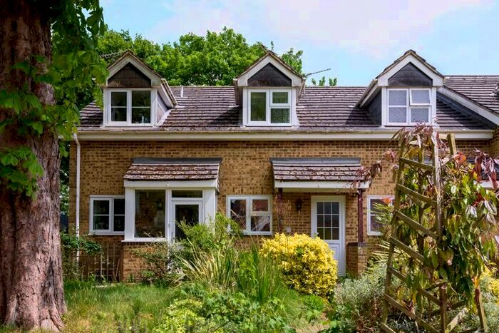 1 Bedroom Terraced House To Rent In Bargate Wood, Godalming, GU7