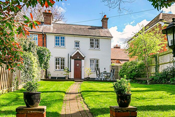 2 Bedroom Semi-Detached House For Sale In The Street, Effingham, KT24