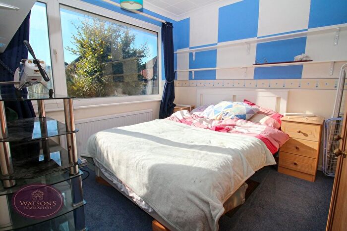3 Bedroom Semi-Detached House For Sale In Kirby Close, Newthorpe, Nottingham, NG16
