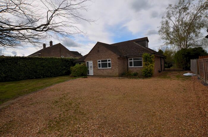 4 Bedroom Chalet To Rent In Herne Road, Ramsey, Huntingdon, PE26