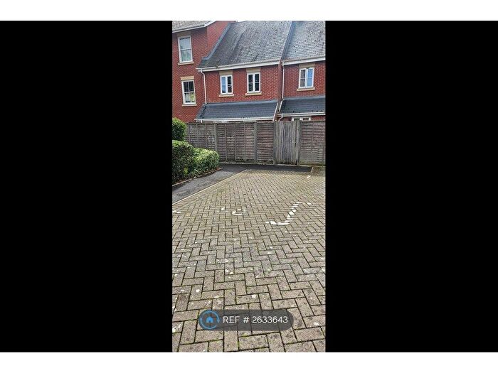1 Bedroom Flat To Rent In Winton Close, Winchester, SO22